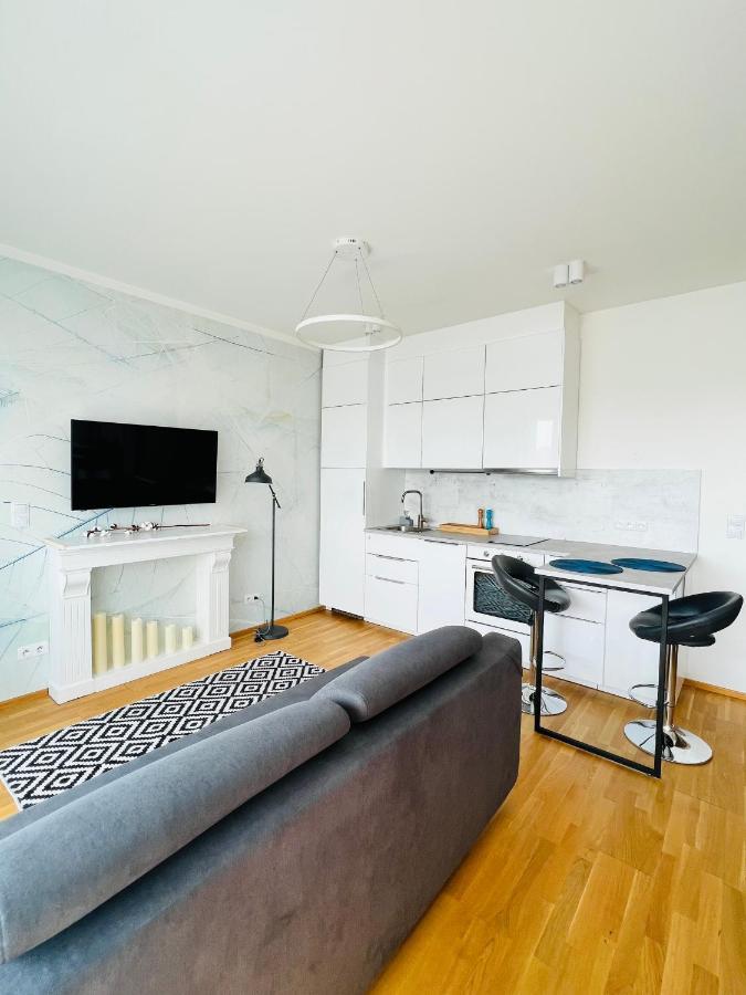 White Pearl Studio With Parking In Holesovice Praga Exterior foto